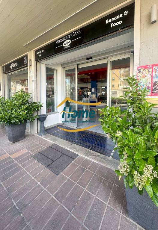 negozio in vendita a Gioia del Colle