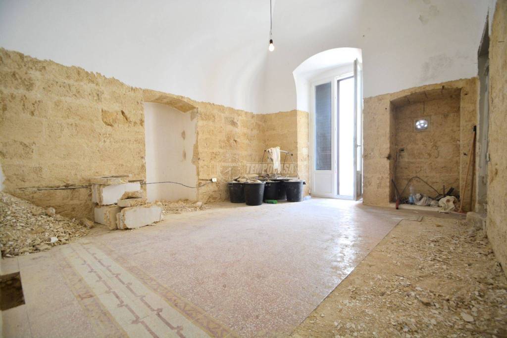 casa indipendente in vendita a Gioia del Colle