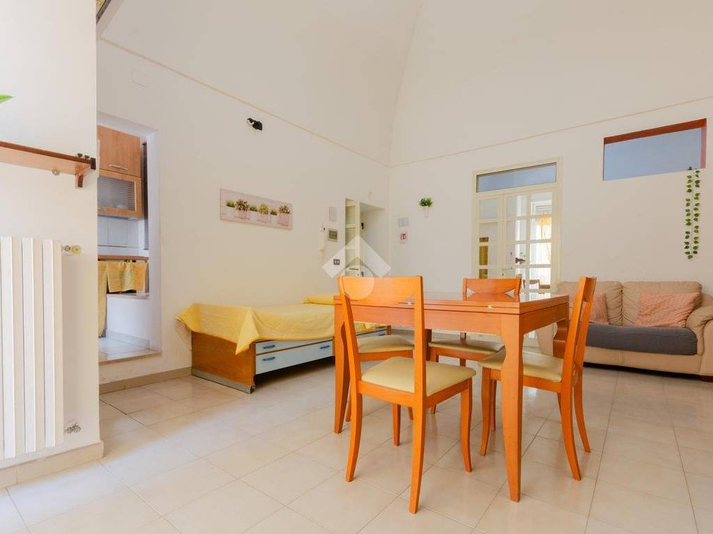 casa indipendente in vendita a Gioia del Colle