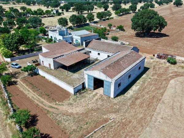 casa indipendente in vendita a Gioia del Colle