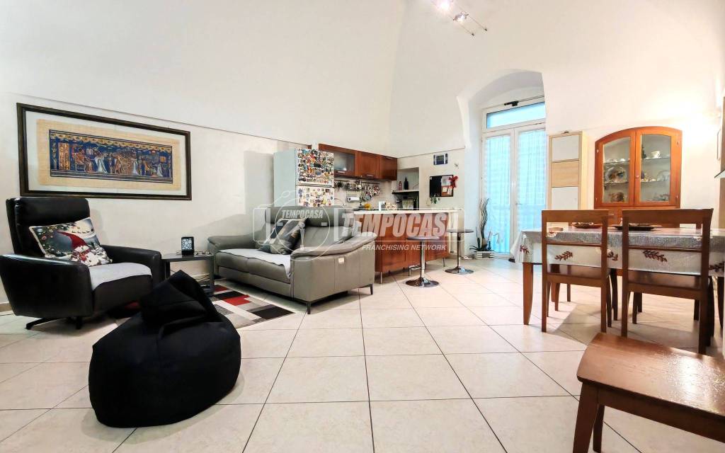 casa indipendente in vendita a Gioia del Colle