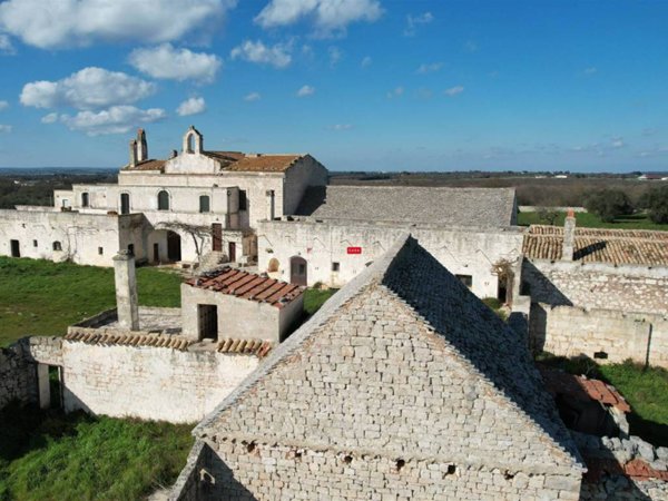 casa indipendente in vendita a Gioia del Colle