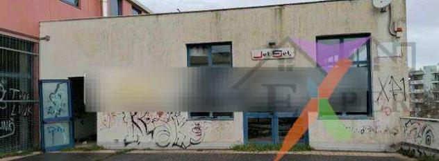 negozio in vendita a Gioia del Colle