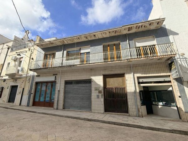 casa indipendente in vendita a Gioia del Colle