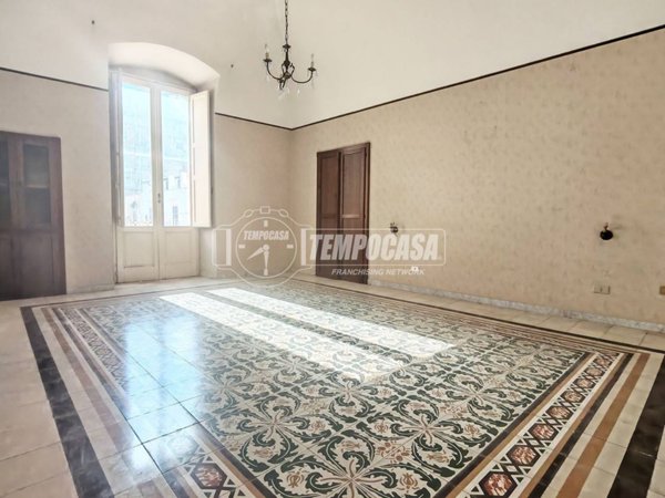 casa indipendente in vendita a Gioia del Colle