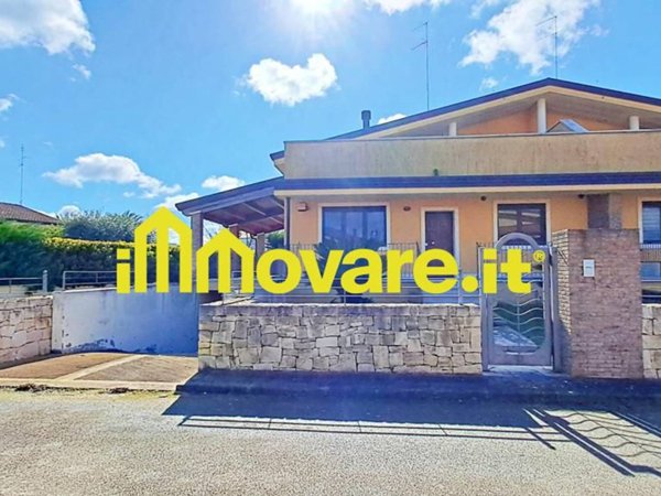 casa indipendente in vendita a Gioia del Colle