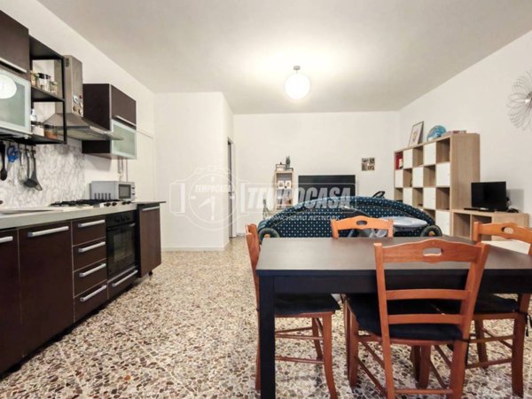 casa indipendente in vendita a Gioia del Colle