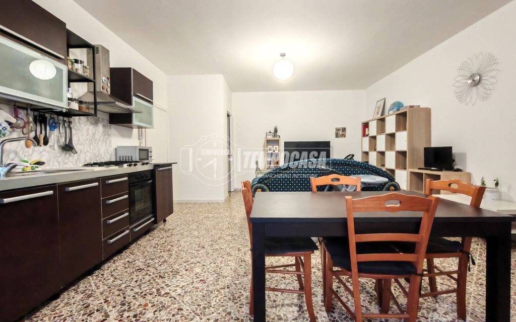 casa indipendente in vendita a Gioia del Colle