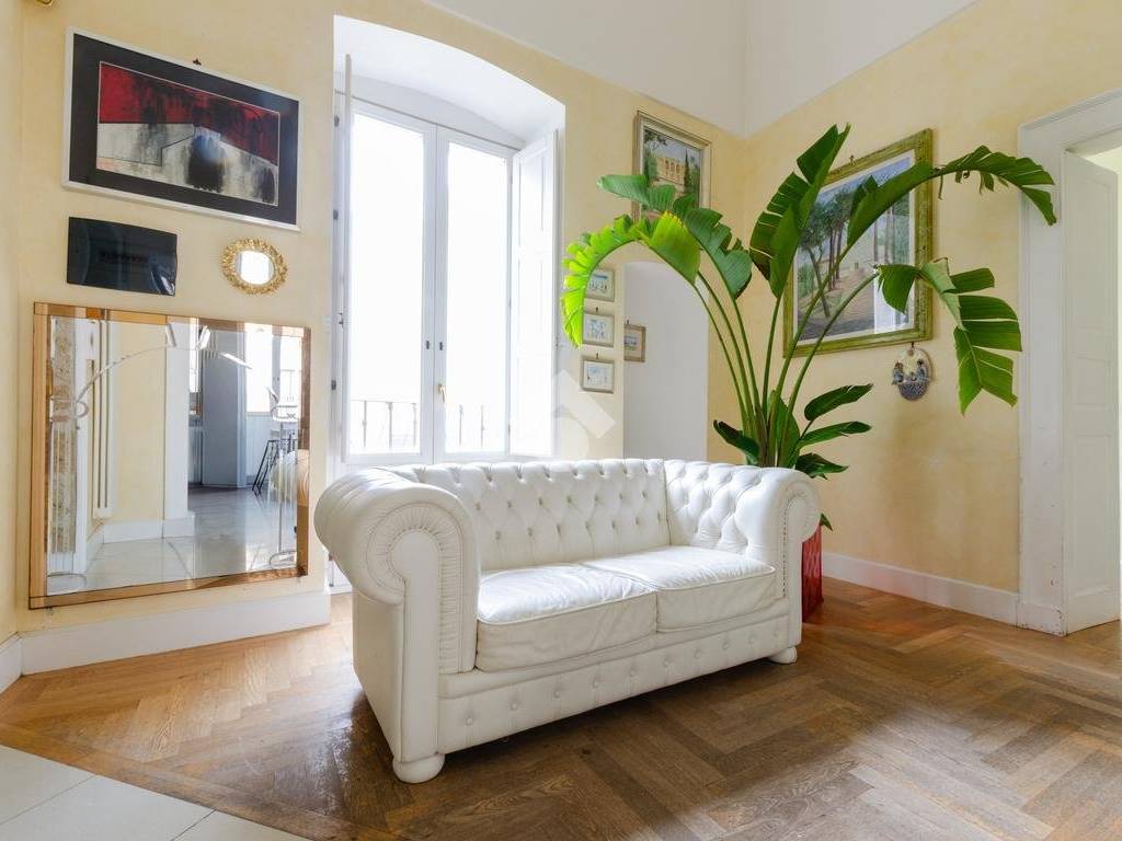 casa indipendente in vendita a Gioia del Colle