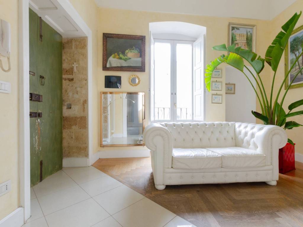 casa indipendente in vendita a Gioia del Colle