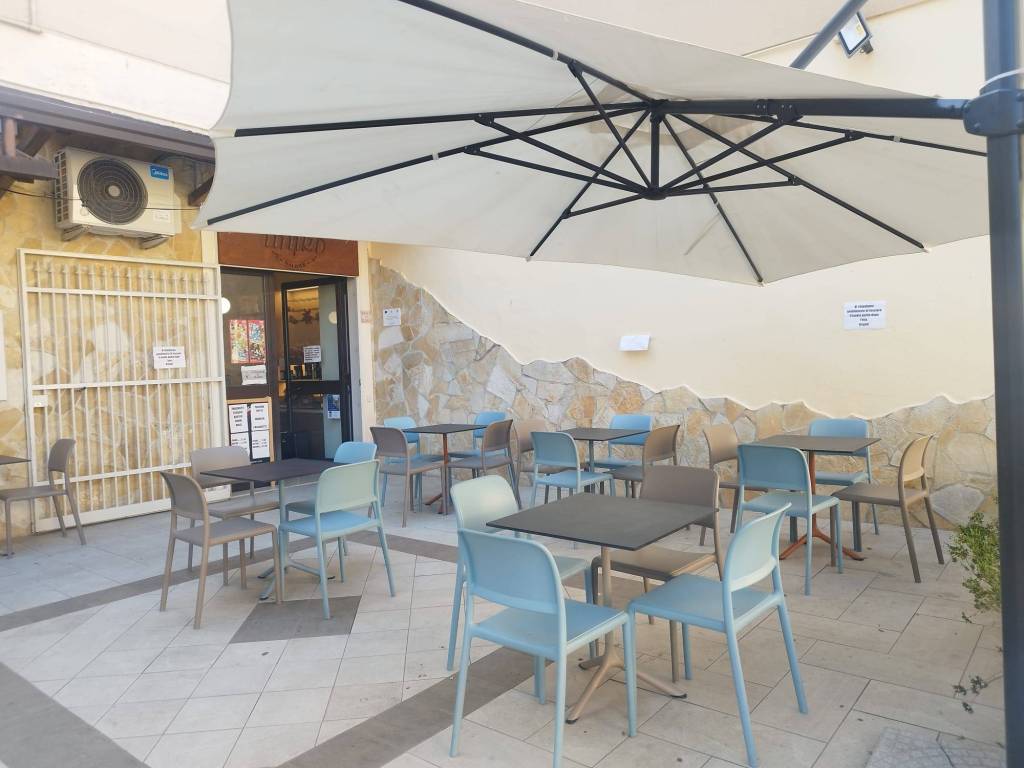 negozio in vendita a Gioia del Colle