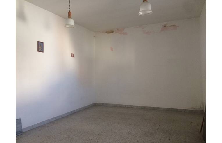 casa indipendente in vendita a Gioia del Colle