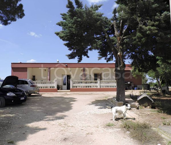 casa indipendente in vendita a Gioia del Colle