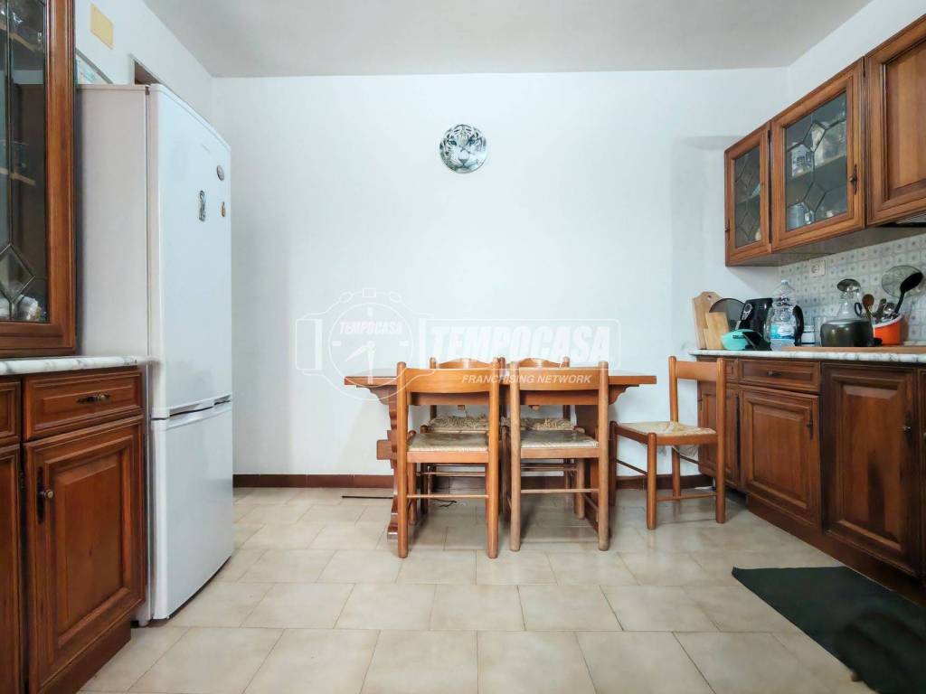 casa indipendente in vendita a Gioia del Colle