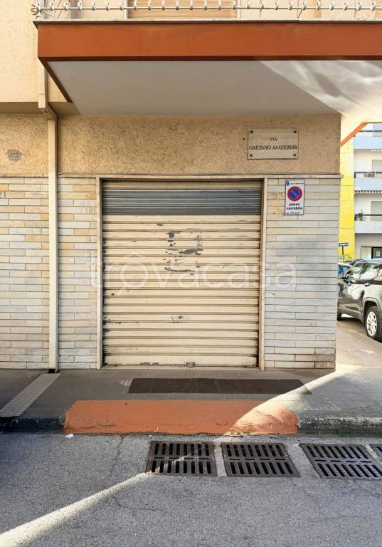 locale di sgombero in vendita a Gioia del Colle