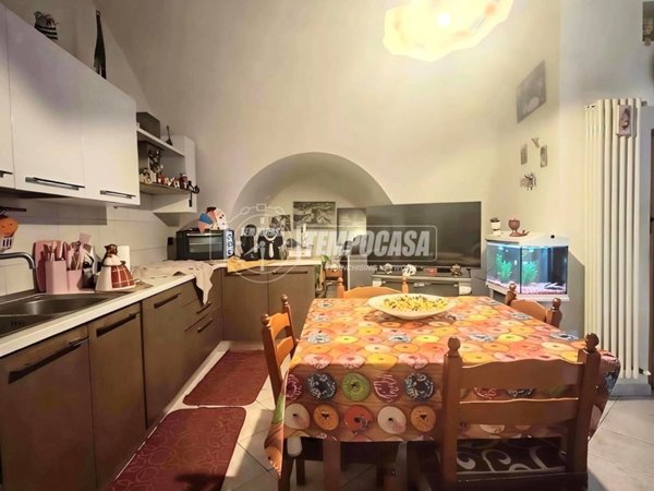 casa indipendente in vendita a Gioia del Colle