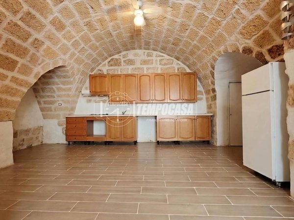 casa indipendente in vendita a Gioia del Colle