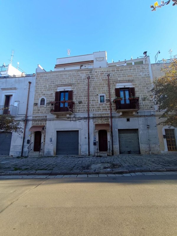 quadrivano in vendita a Gioia del Colle in zona Monte Sannace