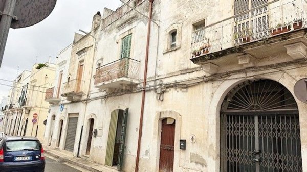 casa indipendente in vendita a Gioia del Colle in zona Monte Sannace
