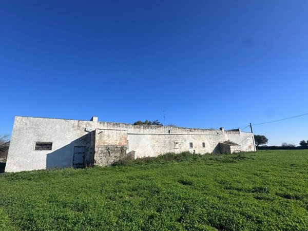 casa indipendente in vendita a Gioia del Colle in zona Montursi