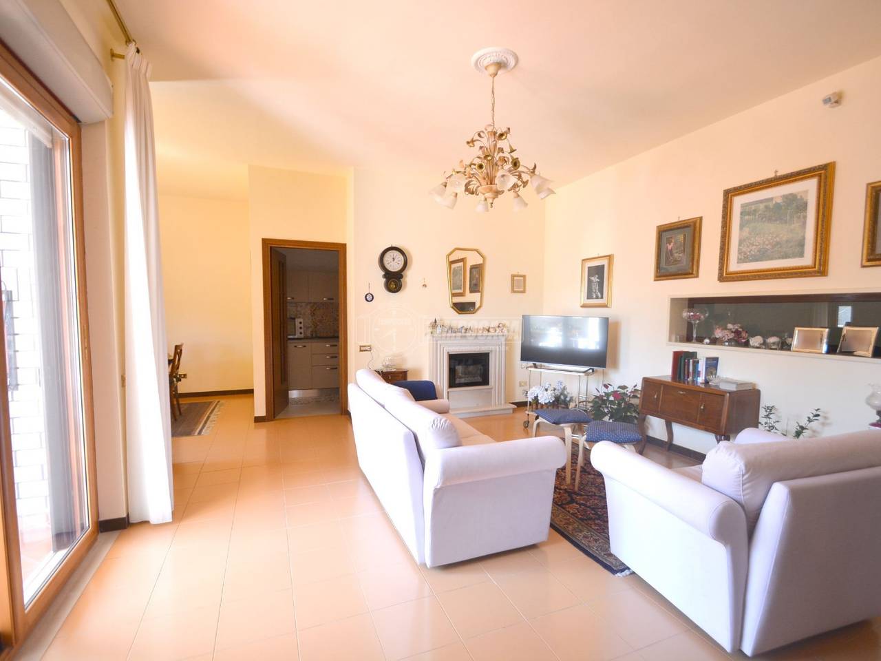 casa indipendente in vendita a Gioia del Colle in zona Monte Sannace
