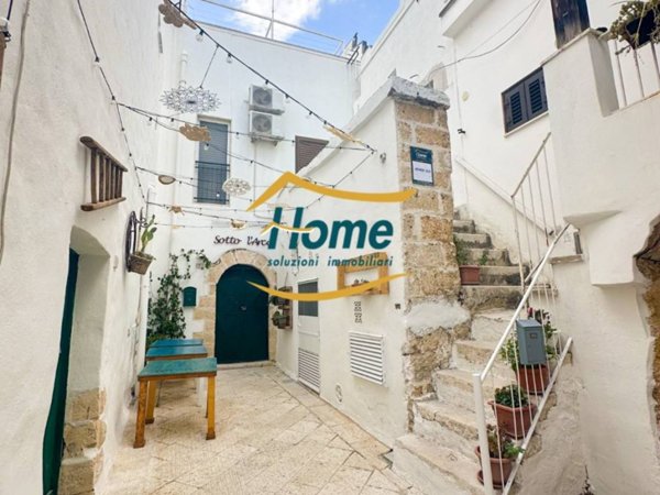 casa indipendente in vendita a Gioia del Colle in zona Monte Sannace