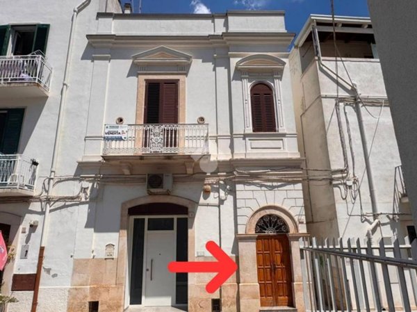 casa indipendente in vendita a Gioia del Colle