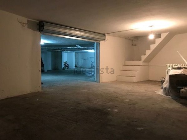 box auto in vendita a Gioia del Colle in zona Monte Sannace