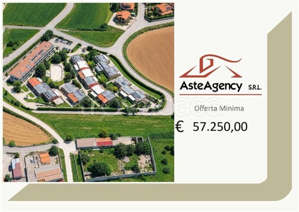 casa indipendente in vendita a Gioia del Colle in zona Monte Sannace