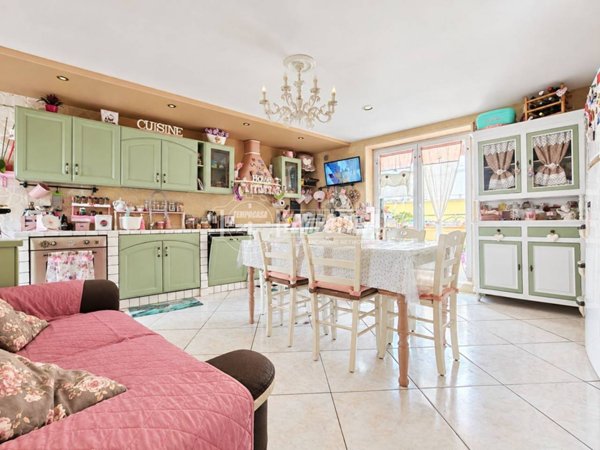 casa indipendente in vendita a Gioia del Colle in zona Monte Sannace