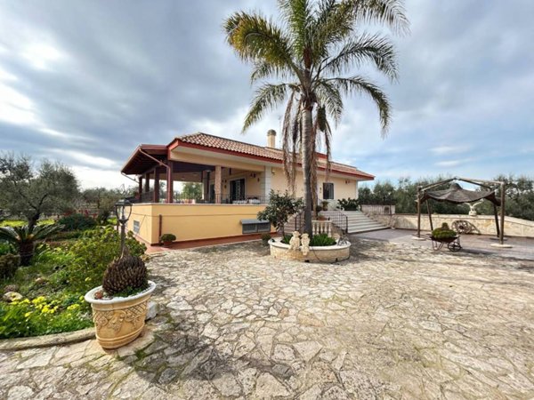 casa indipendente in vendita a Giovinazzo