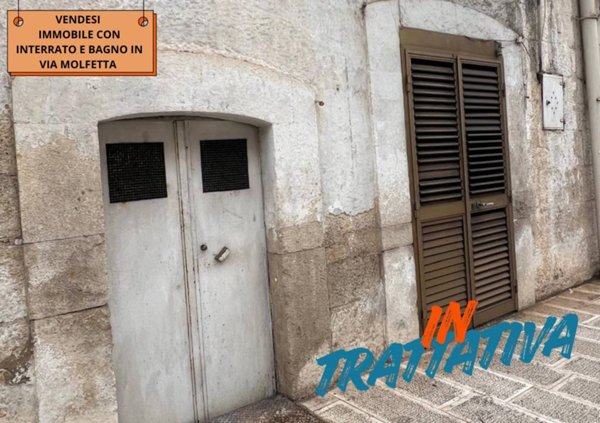 locale commerciale in vendita a Giovinazzo