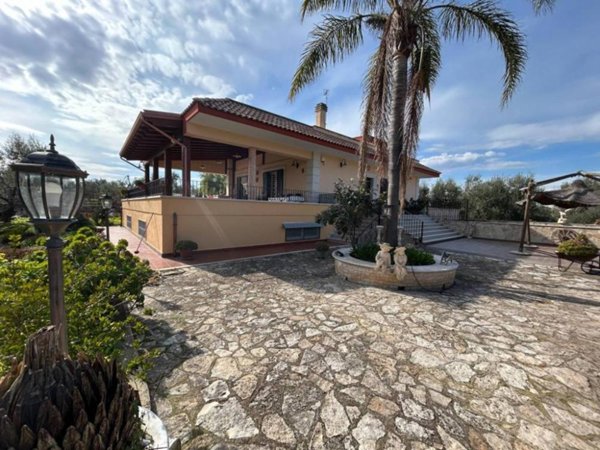 casa indipendente in vendita a Giovinazzo