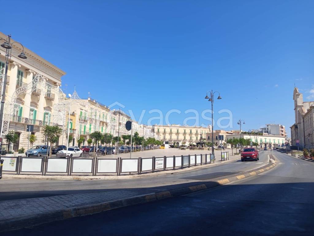 negozio in vendita a Giovinazzo