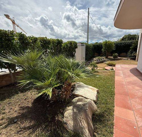 casa indipendente in vendita a Giovinazzo