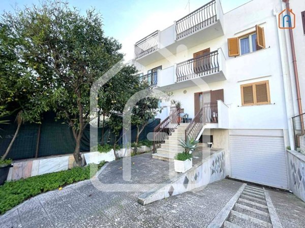 casa indipendente in vendita a Giovinazzo