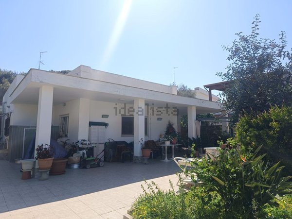 casa indipendente in vendita a Giovinazzo