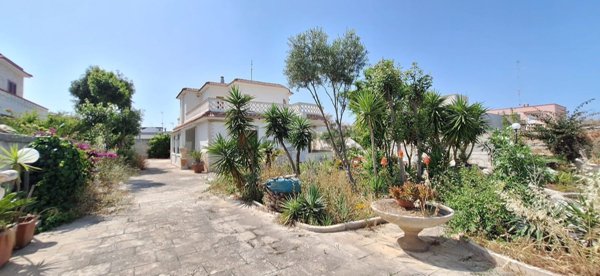 casa indipendente in vendita a Giovinazzo