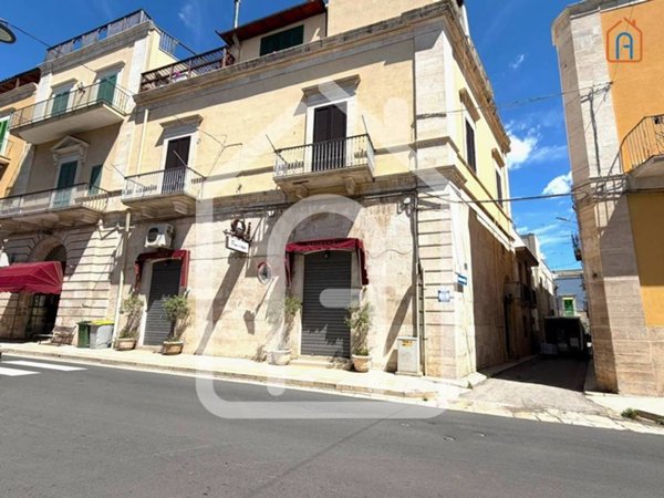 negozio in vendita a Giovinazzo
