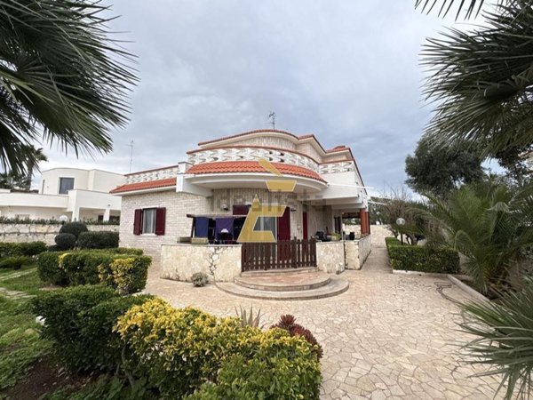 casa indipendente in vendita a Giovinazzo