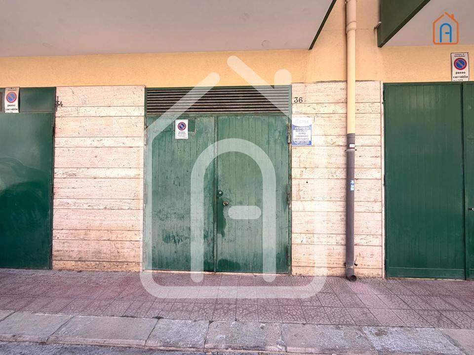 box auto in vendita a Giovinazzo