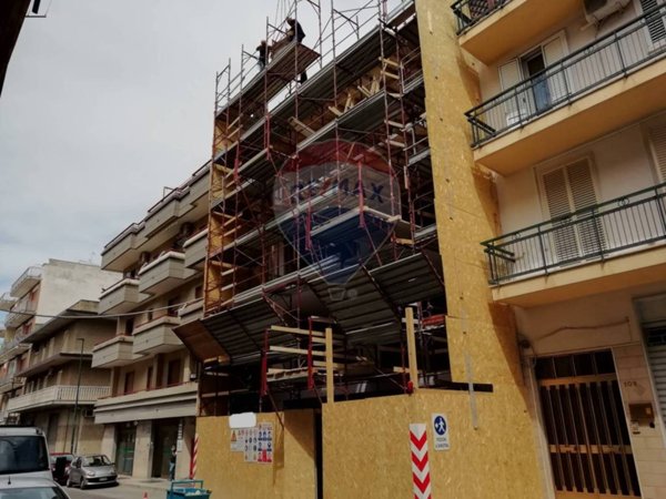 casa indipendente in vendita a Gravina in Puglia in zona Centro Città