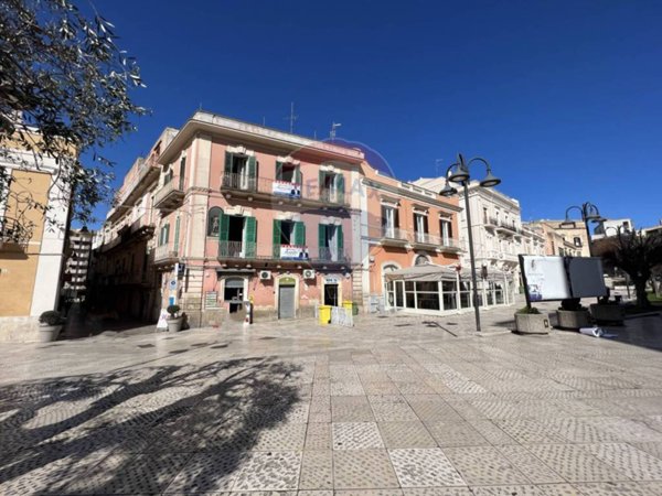 appartamento in vendita a Gravina in Puglia in zona Centro Città