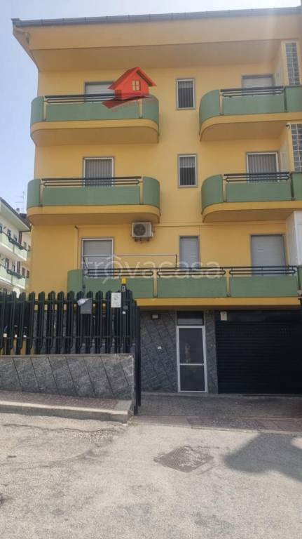 appartamento in vendita a Gravina in Puglia