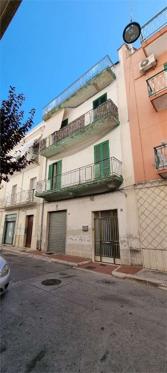 appartamento in vendita a Gravina in Puglia in zona Centro Città