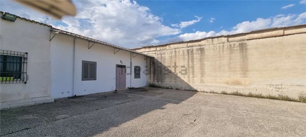 casa indipendente in vendita a Gravina in Puglia