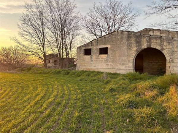 casa indipendente in vendita a Gravina in Puglia