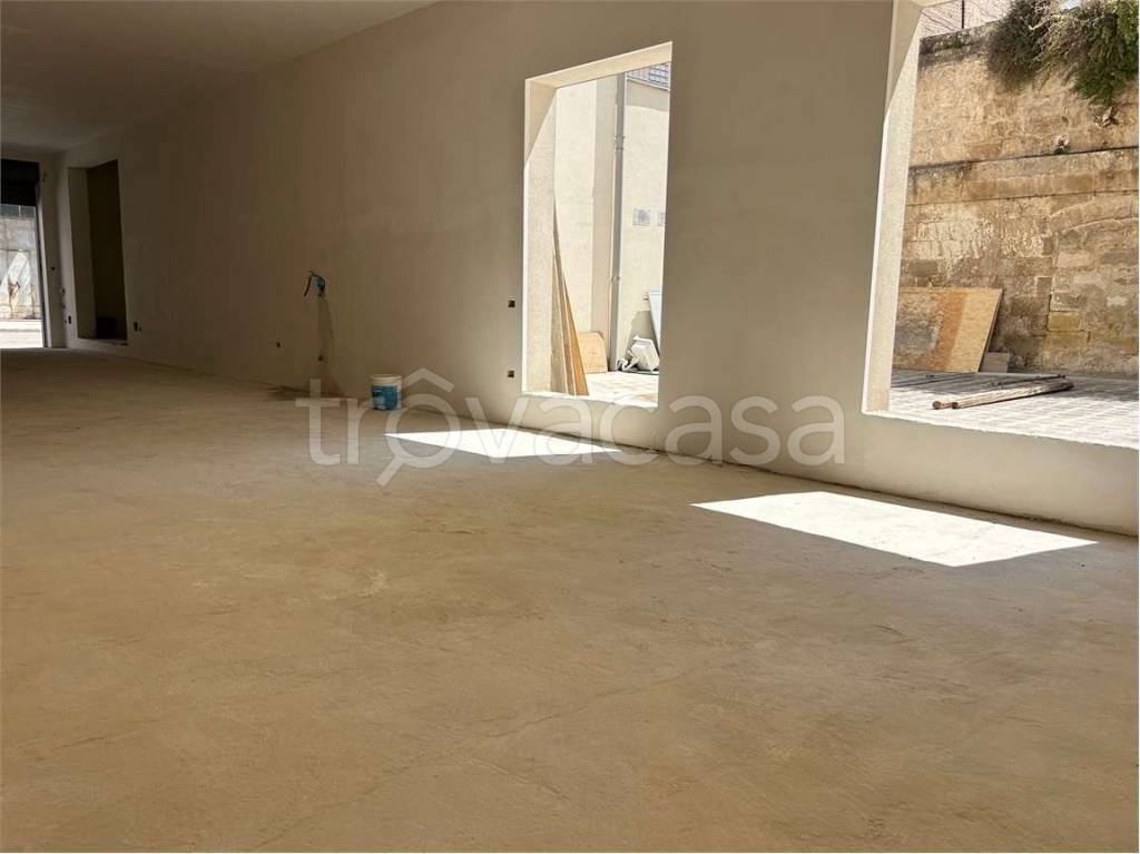 negozio in vendita a Gravina in Puglia