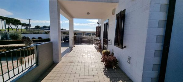 casa indipendente in vendita a Gravina in Puglia