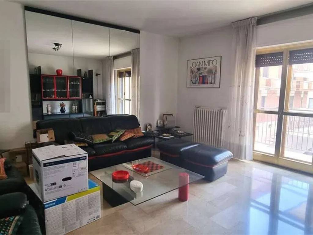 appartamento in vendita a Gravina in Puglia in zona Centro Città